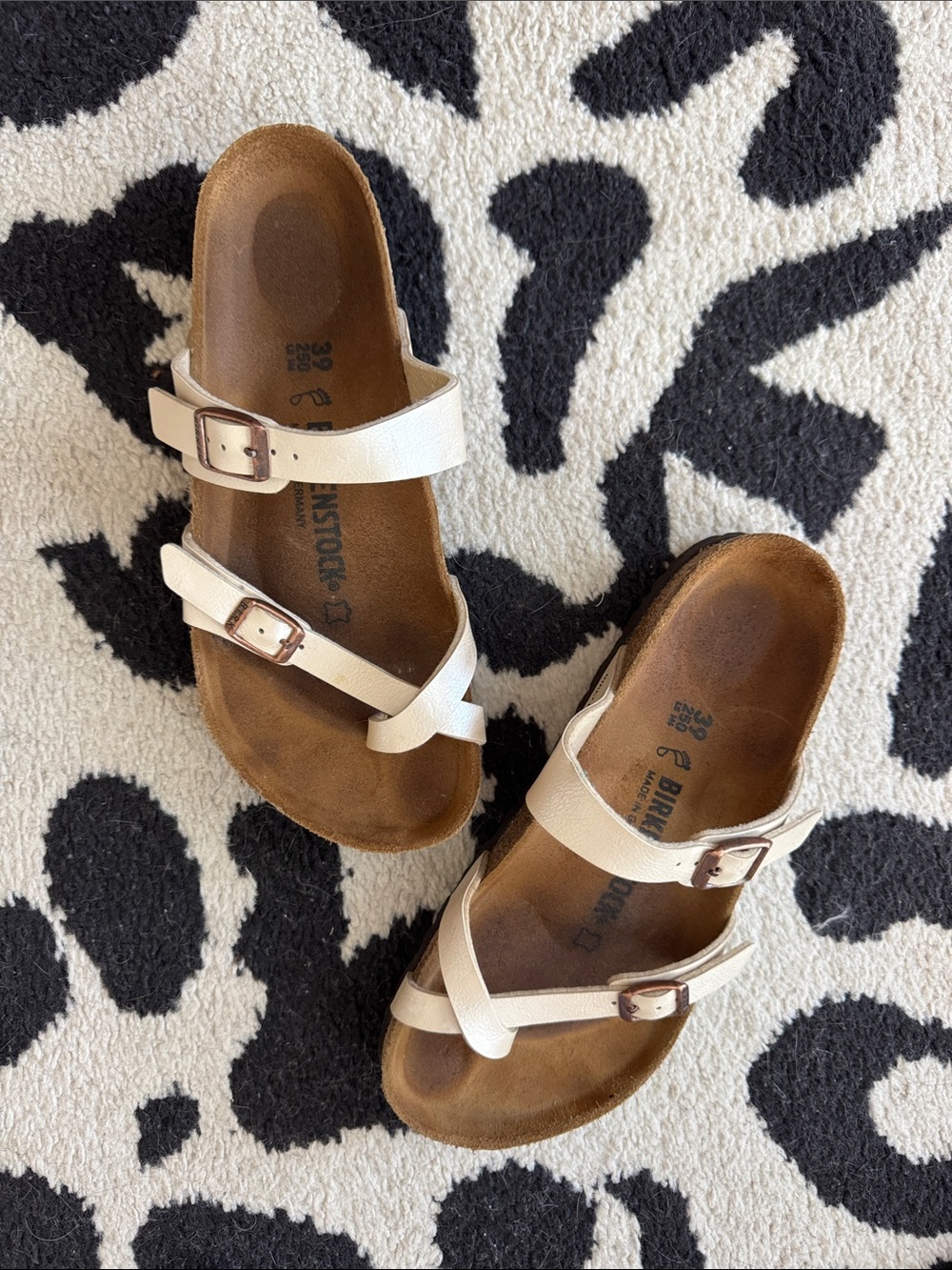 Birkenstock Mayari Graceful Pearl Cream Triple-Strap Sandals size 39